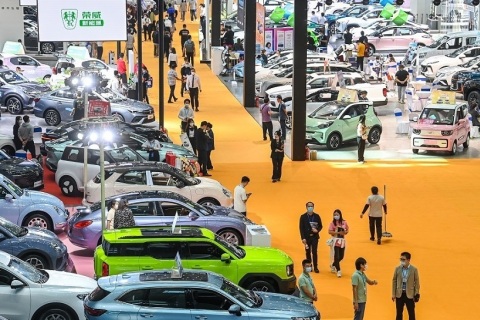 东盟（柳州）国际汽车工业博览会展会现场图片