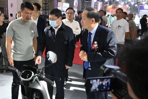 无锡国际新能源电动车展览会展会现场图片