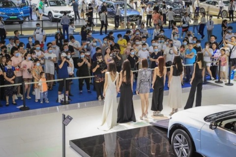 福州国际汽车展览会展会现场图片