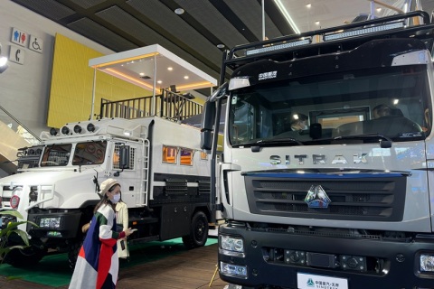 广州汽车用品及改装展-广州新能源汽车展展会现场图片