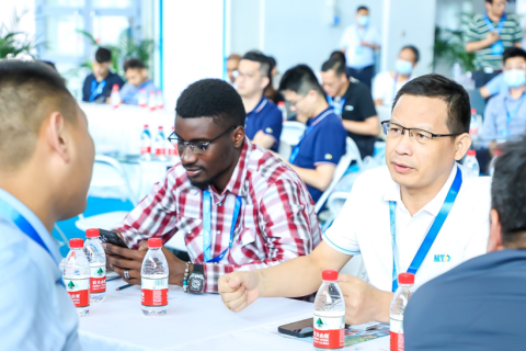 北京国际汽车制造业博览会展会现场图片