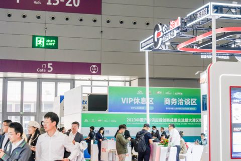 广州大湾区国际汽车内饰与外饰展览会展会现场图片