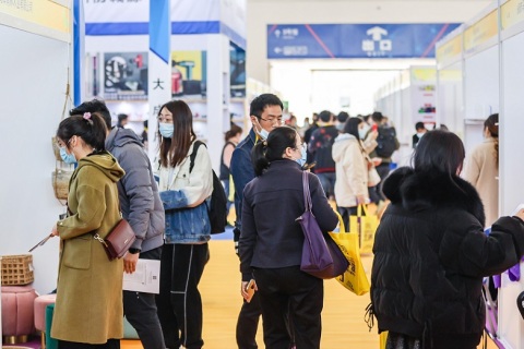 宁波中小工厂展览会展会现场图片
