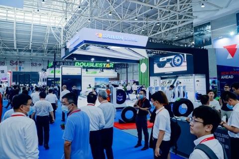 青岛国际轮胎及车轮展览会展会现场图片