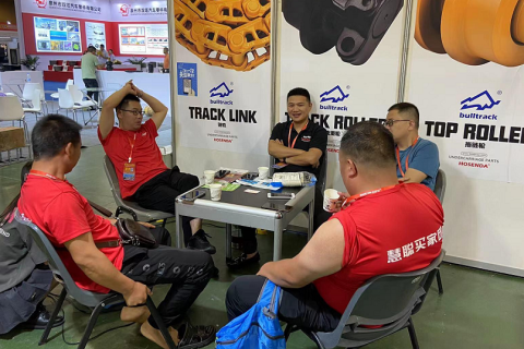 厦门国际工程机械及轮式挖掘机展展会现场图片