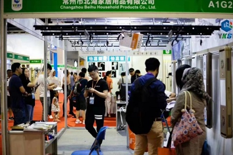 义乌厨房卫浴设施展览会展会现场图片