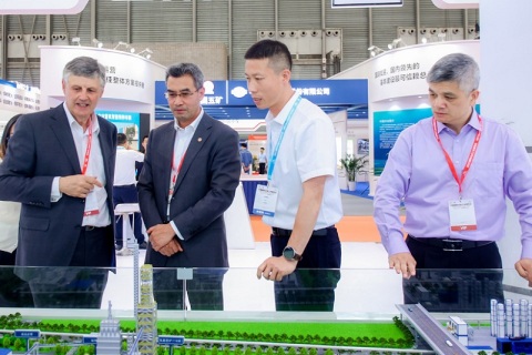 中部（武汉）整装家居及门窗展览会展会现场图片