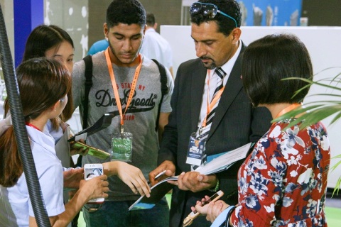 广州国际玻璃展览会展会现场图片