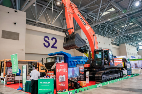 重庆国际砂石及尾矿与建筑固废处理技术展览会展会现场图片