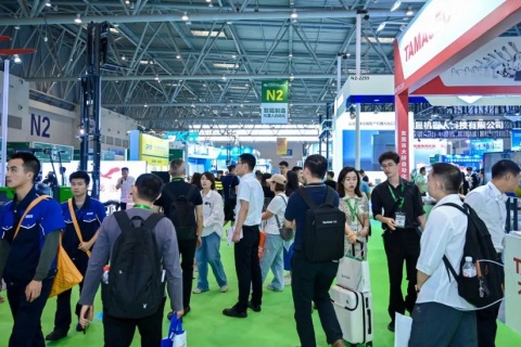 重庆立嘉国际智能装备展览会展会现场图片