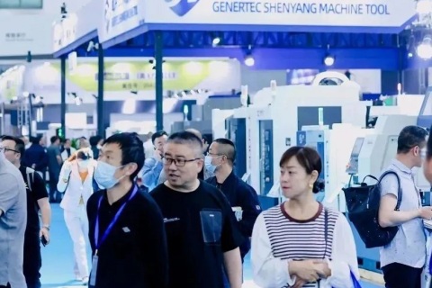 烟台国际装备制造业博览会展会现场图片