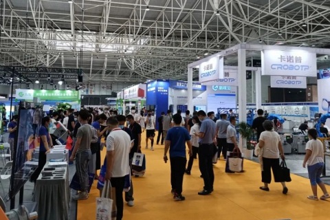 青岛工业博览会展会现场图片