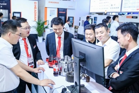 重庆立嘉国际工业自动化与机器人展览会展会现场图片