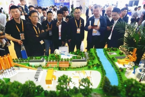 长沙国际工程机械展览会展会现场图片