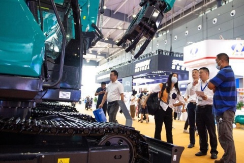 长沙国际工程机械展览会展会现场图片