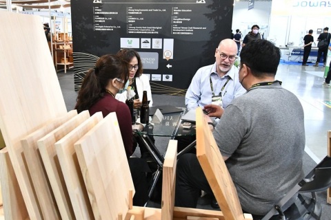 台湾木工机械、家具制造展览会展会现场图片