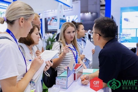 中国（上海）国际家具生产设备及木工机械展览会展会现场图片