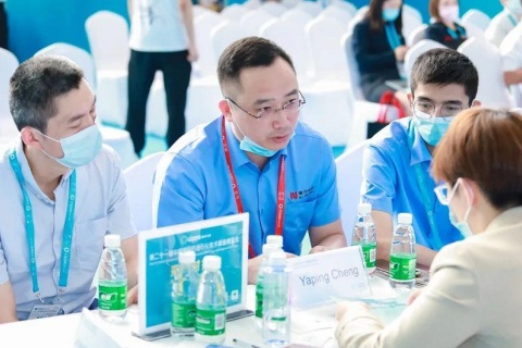 上海国际医用化工材料产品技术与设备展览会展会现场图片