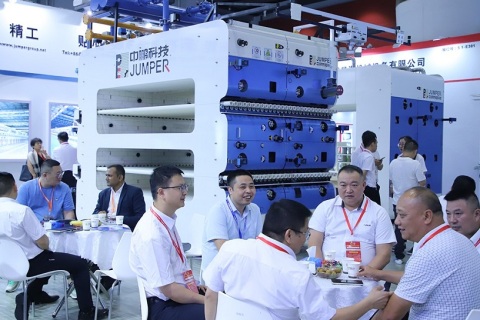 中国日用陶瓷技术装备及原辅料展览会展会现场图片