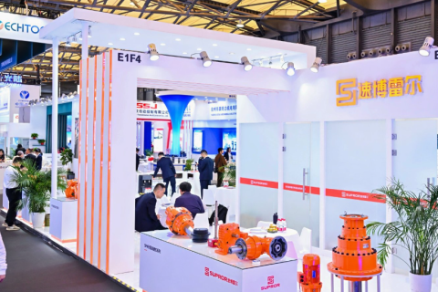 上海亚洲国际动力传动与控制技术展览会展会现场图片