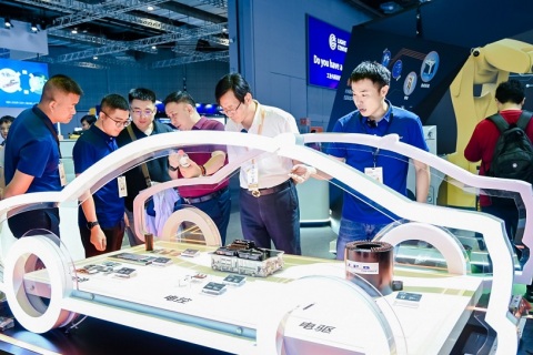 慕尼黑上海光博会展会现场图片