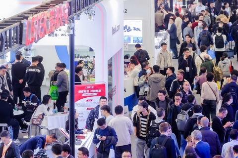 慕尼黑上海光博会展会现场图片