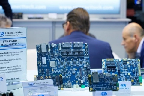 上海国际嵌入式展展会现场图片