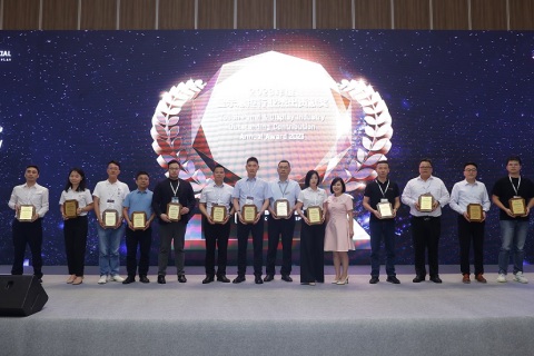 深圳国际全触与显示展展会现场图片