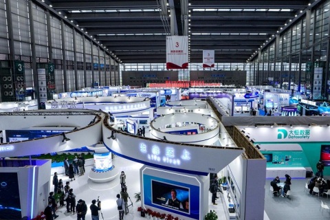 深圳高交会国之重器、科技巨头产业链展展会现场图片