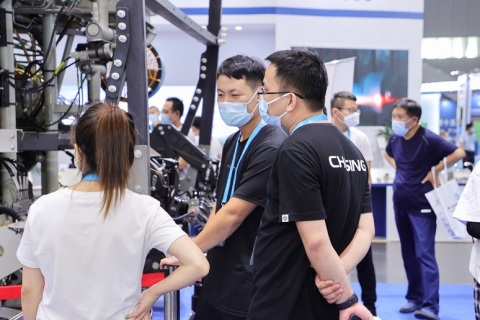 新疆国际石油石化技术装备展览会展会现场图片