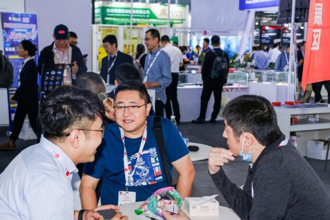 上海国际发泡技术及聚氨酯展览会展会现场图片