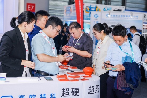 上海国际发泡技术及聚氨酯展览会展会现场图片