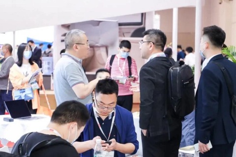 上海国际发泡材料及聚氨酯展览会展会现场图片