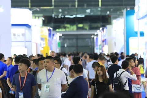 大湾区国际胶粘剂及密封剂展览会展会现场图片