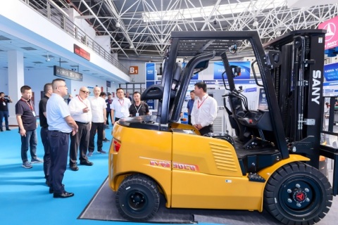 苏州昆山长三角智慧物流装备与技术展览会展会现场图片