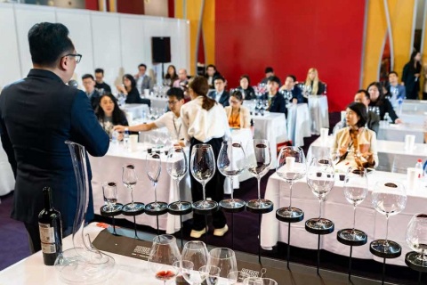 新加坡亚洲葡萄酒、红酒、烈酒展览会展会现场图片