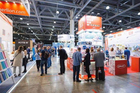 俄罗斯莫斯科文具及办公用品展览会展会现场图片