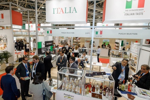 俄罗斯莫斯科食品展览会展会现场图片