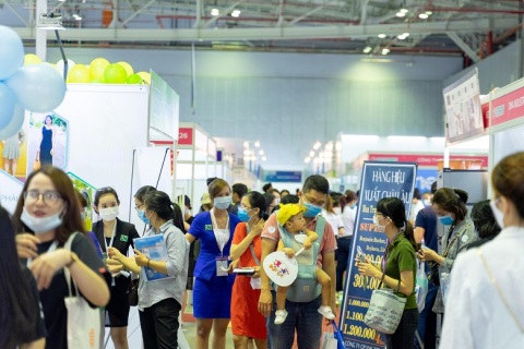 越南孕婴童、玩具展览会展会现场图片