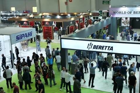 土耳其伊斯坦布尔狩猎武器、枪械展览会展会现场图片