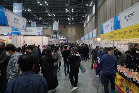 韩国首尔渔具钓具展览会展会现场图片