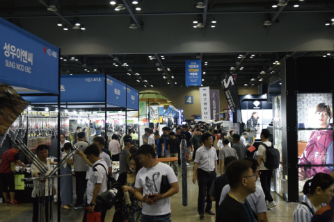 韩国首尔渔具钓具展览会展会现场图片