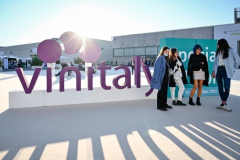 意大利维罗纳葡萄酒展-联合酒展展会现场图片