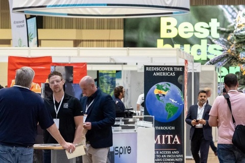 加拿大照明LED展览会展会现场图片