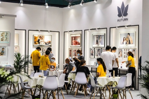 上海国际婚纱礼服展览会展会现场图片