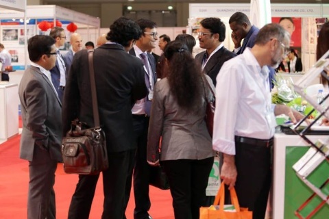 中东迪拜纸业展览会展会现场图片