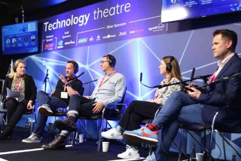 英国伦敦视听集成展览会展会现场图片