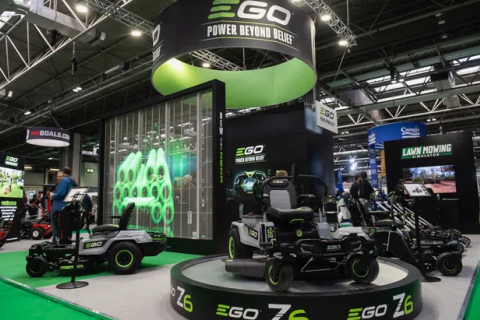 英国伯明翰割草机、草坪场地管理展览会展会现场图片