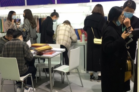 大连国际纺织服装供应链展览会展会现场图片