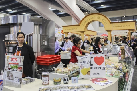 美国纽约食品展-夏季美食展展会现场图片